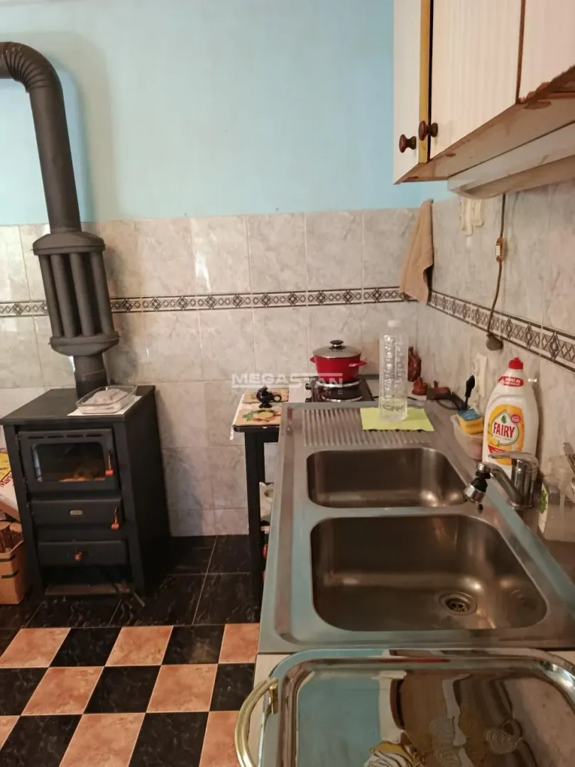 Izdavanje, kuća, 83m², Borča 1, Borča Sve Podlokacije