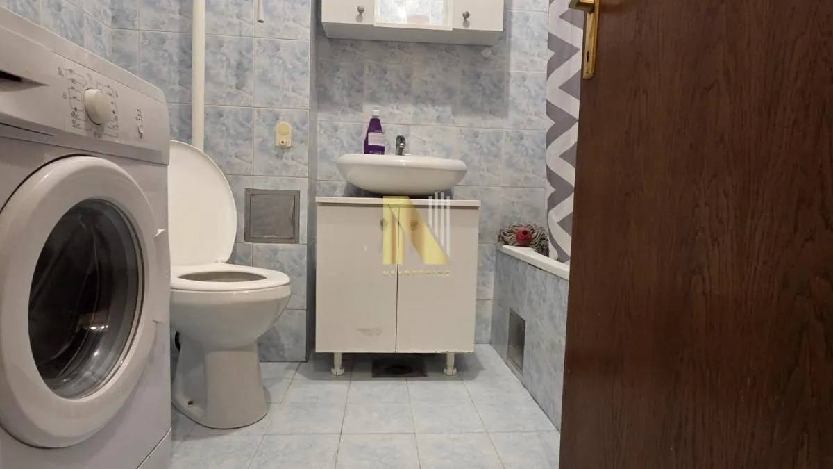 Izdavanje, jednosoban stan, 42m², Bulevar Oslobodjenja, Novi Sad Sve Podlokacije