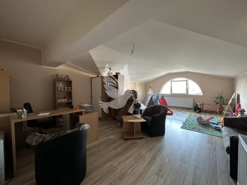Sale, apartment, 173m², Tozino Voce, Mladenovac
