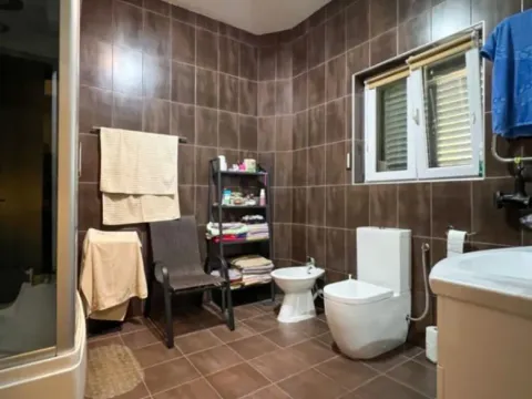 Prodaja, trosoban stan, 115m², Đenovići, Herceg Novi - image 11