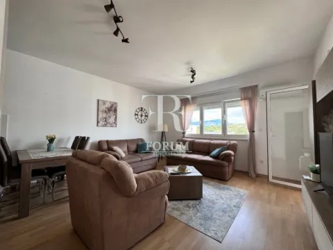 Izdavanje, dvosoban stan, 63m², Blok 9, Podgorica - image 3