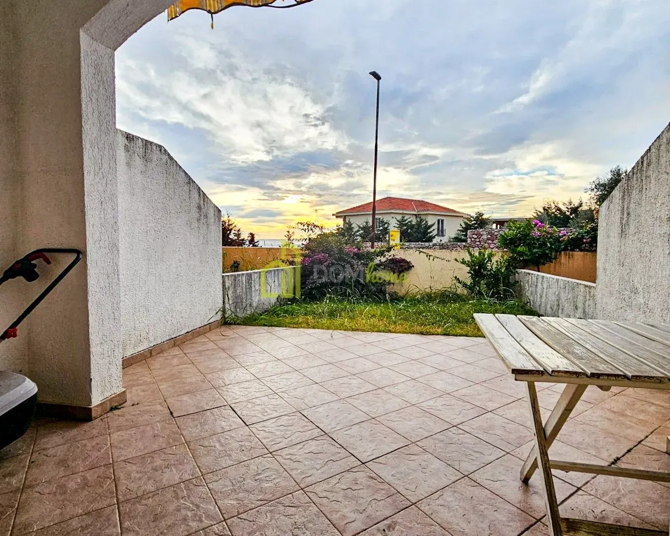 Sale, studio apartment, 31m², Pržno, Budva
