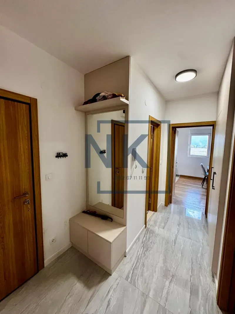 Prodaja, dvosoban stan, 72m², New City, Podgorica