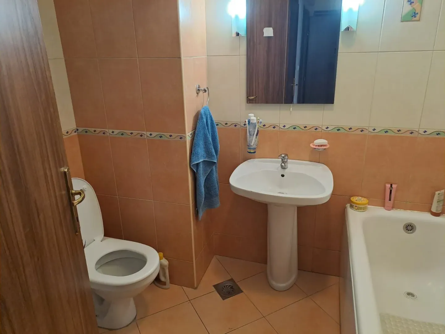 Prodaja, trosoban stan, 90m², Blok 9, Podgorica