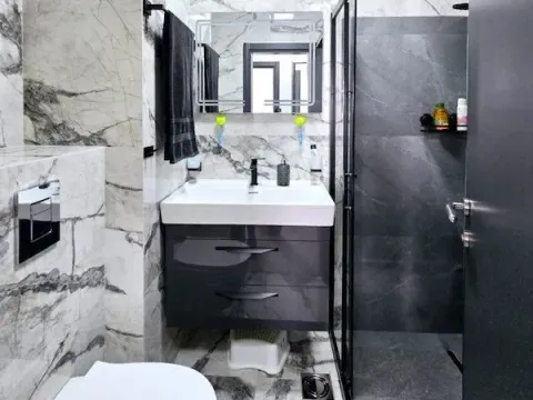 Prodaja, stan, 147m², Dalmatinska ulica, Podgorica - image 21