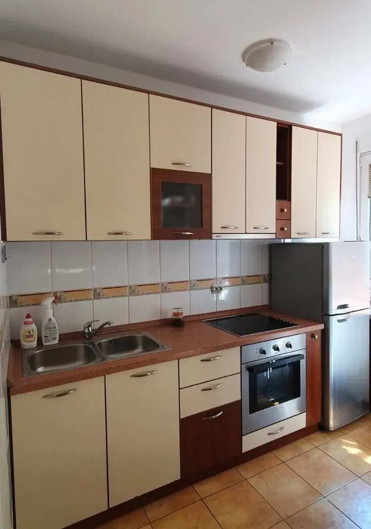 Izdavanje, garsonjera, 40m², Vezirov Most, Podgorica