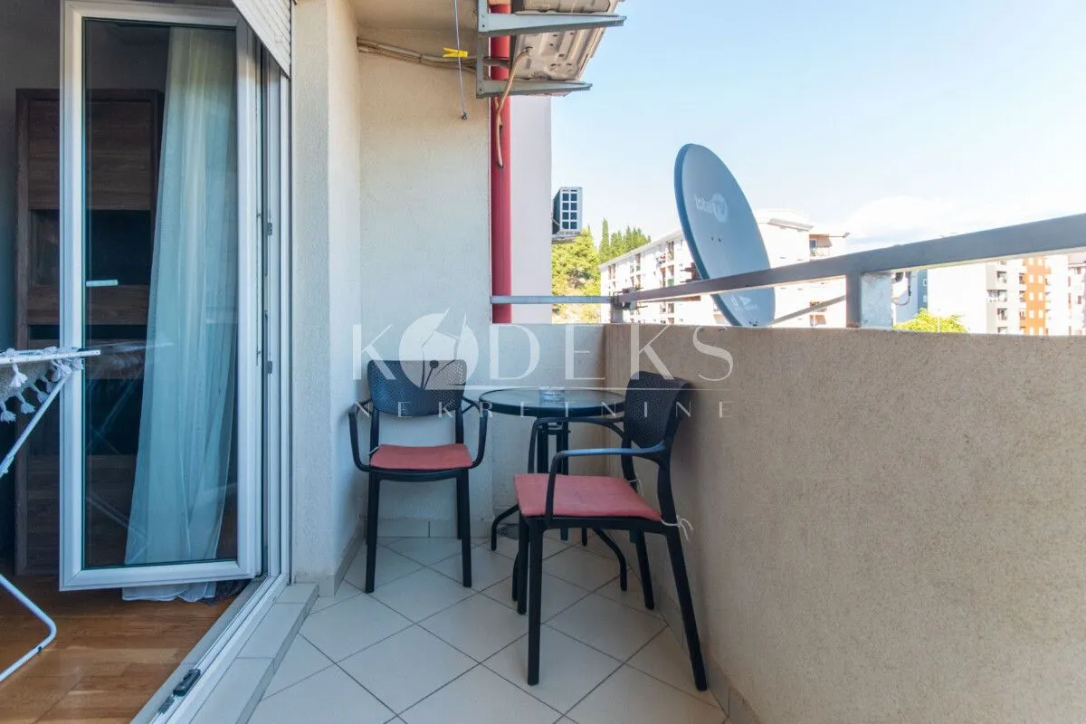 Izdavanje, jednosoban stan, 43m², Ljubović, Podgorica