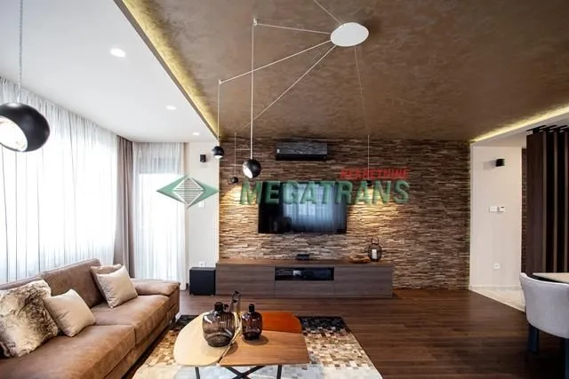 Rent, four bedroom apartment, 112m², Bulevar Oslobodjenja, Novi Sad Sve Podlokacije