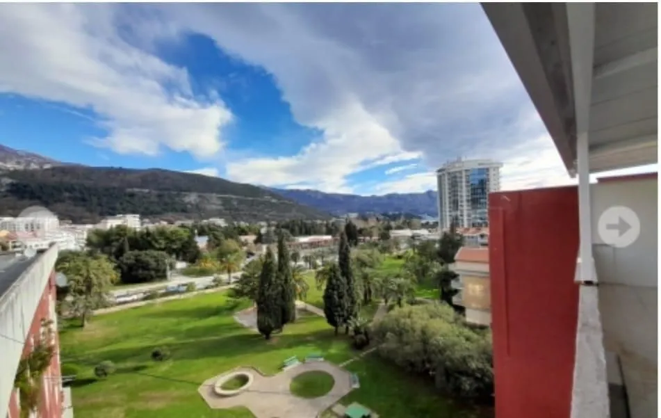 Sale, three bedroom apartment, 160m², Centar, Budva