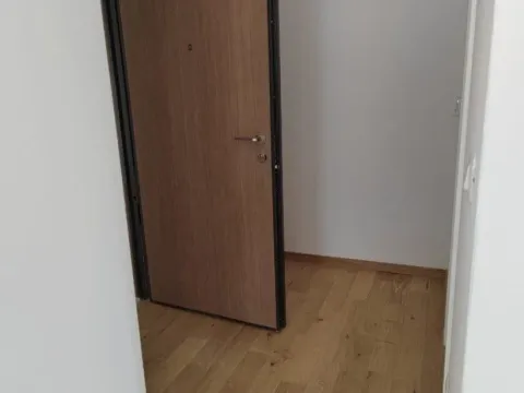 Sale, one bedroom apartment, 48m², Bečići, Budva - image 8