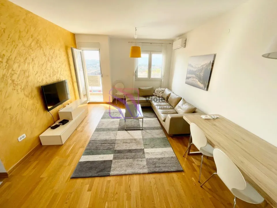 Rent, two bedroom apartment, 64m², City Kvart, Podgorica
