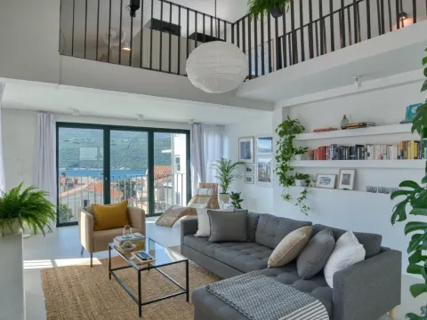 Sale, two bedroom apartment, 80m², Đenovići, Herceg Novi - image 5