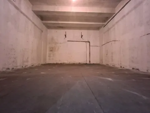 Rent, office space, 1500m², Tuški Put, Podgorica - image 13