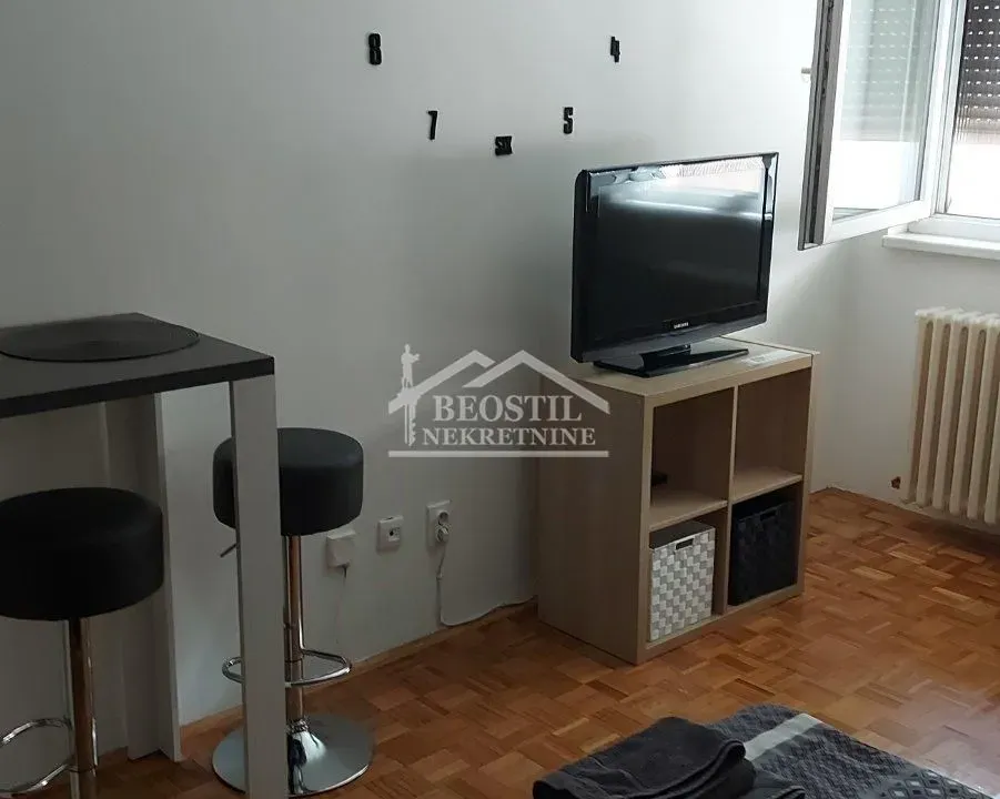 Izdavanje, jednosoban stan, 27m², Novi Beograd Sve Podlokacije, Beograd