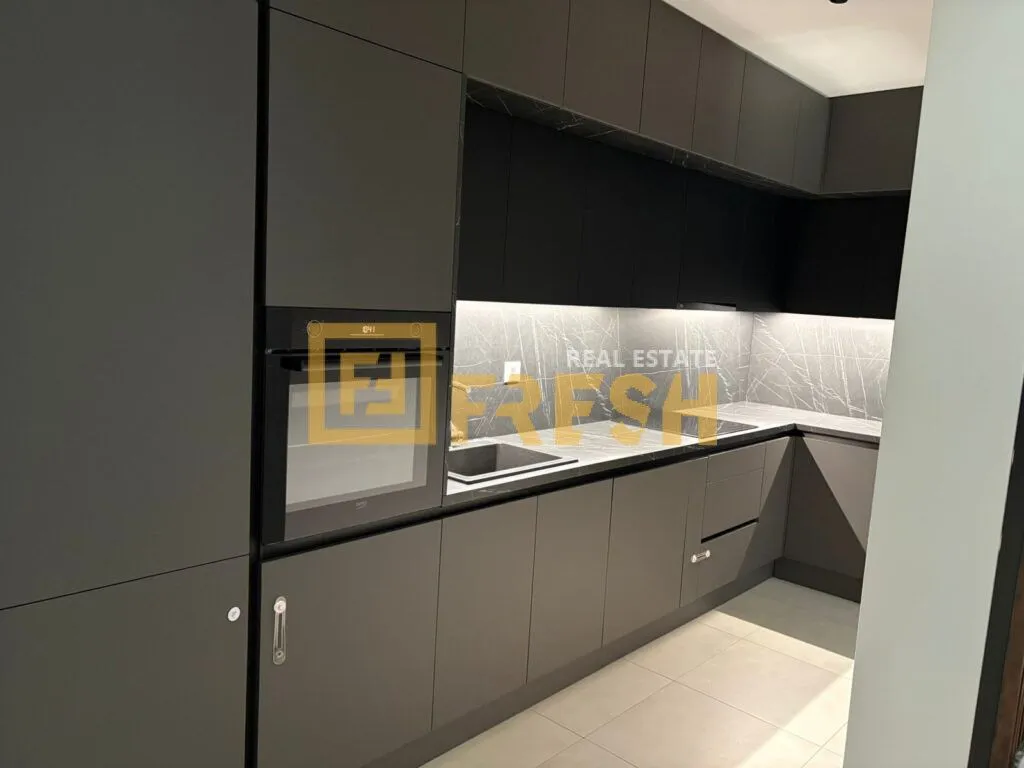 Prodaja, jednosoban stan, 69m², Tivat, Crna Gora