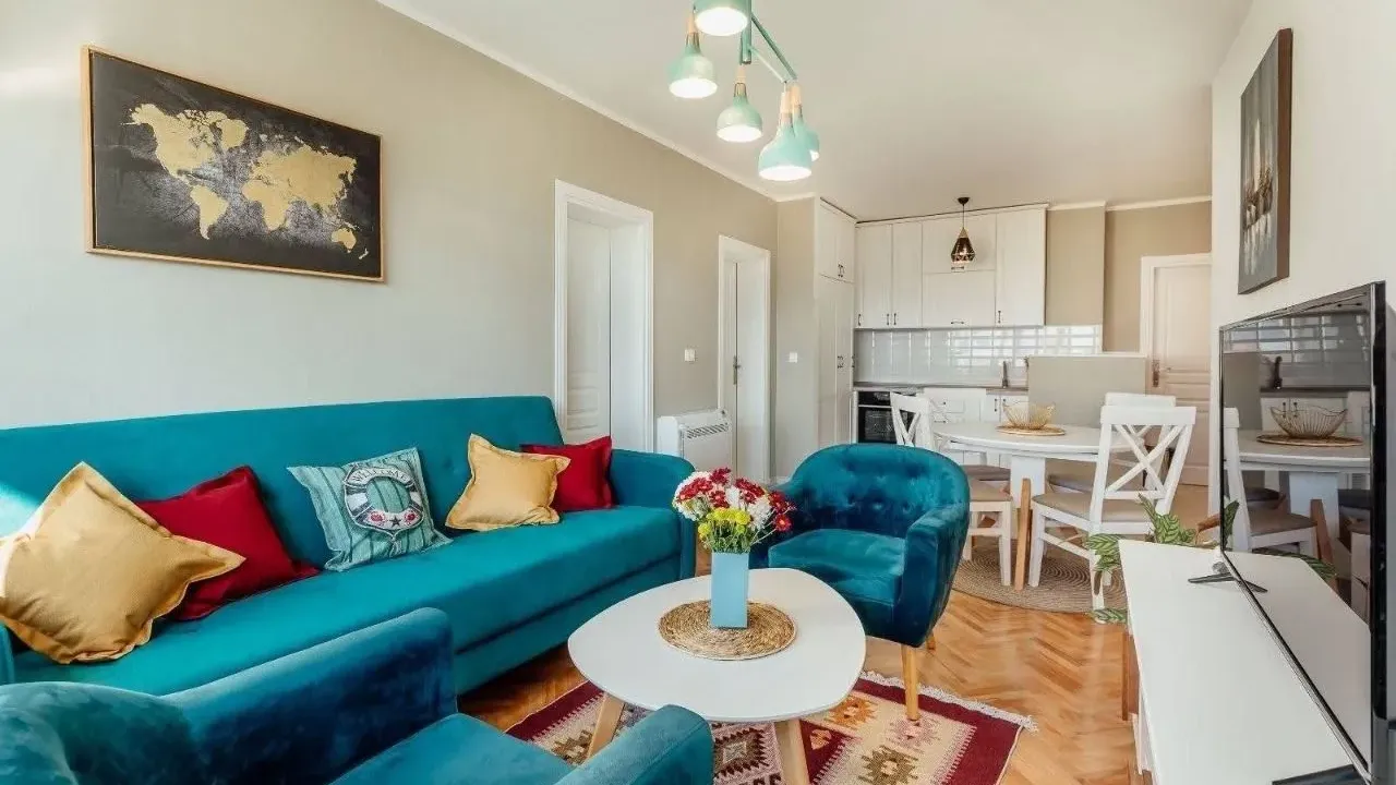 Rent, two bedroom apartment, 70m², Centar, Tivat