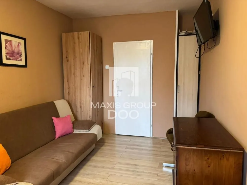 Izdavanje, jednosoban stan, 40m², Savski Venac, Beograd