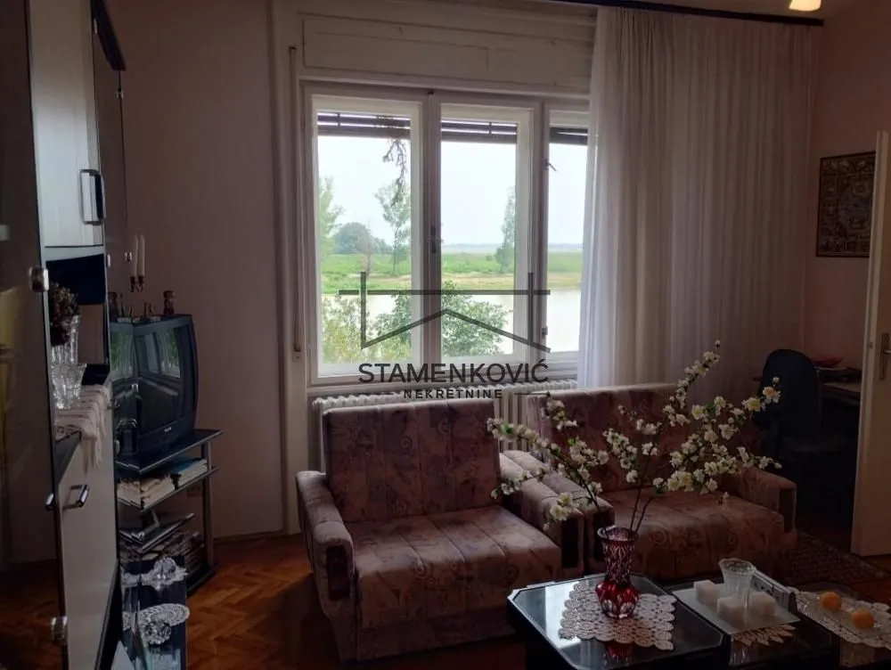 Prodaja, kuća, 111m², Senta, Srbija