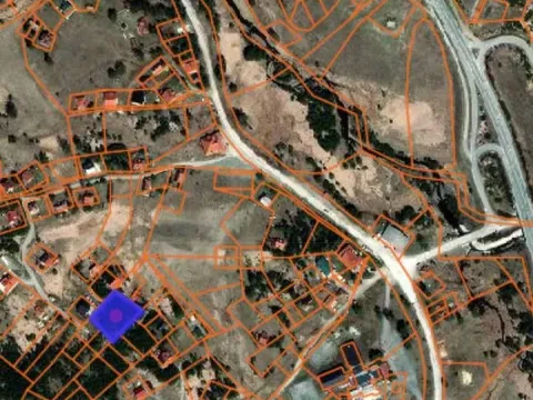 Zemljište in Centar