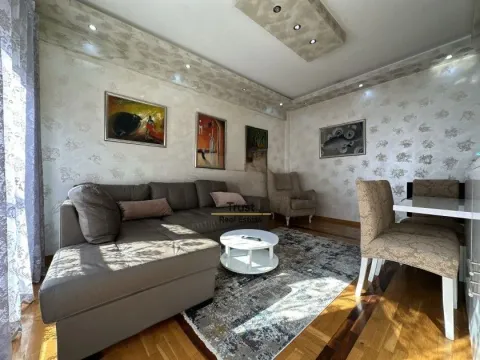 Rent, two bedroom apartment, 64m², Blok 9, Podgorica - image 2