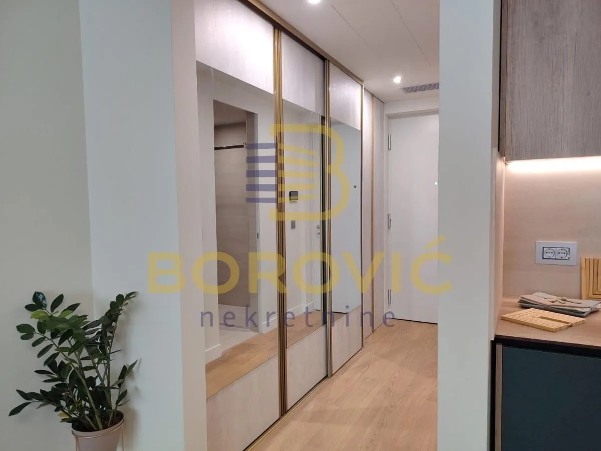Prodaja, garsonjera, 32m², Novi Beograd Blok 65, Novi Beograd Sve Podlokacije