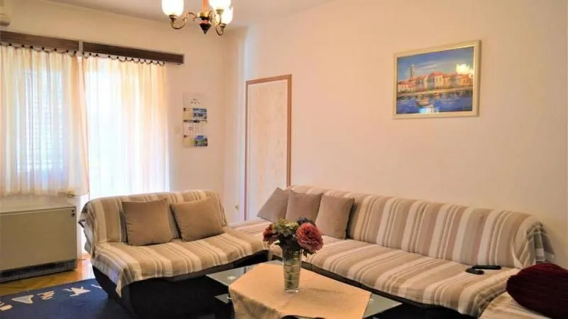 Sale, house, 282m², Dobrota, Kotor