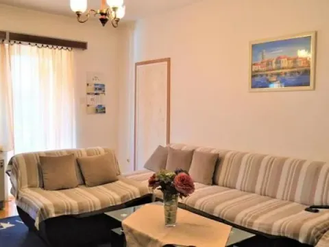 Sale, house, 282m², Dobrota, Kotor - image 4