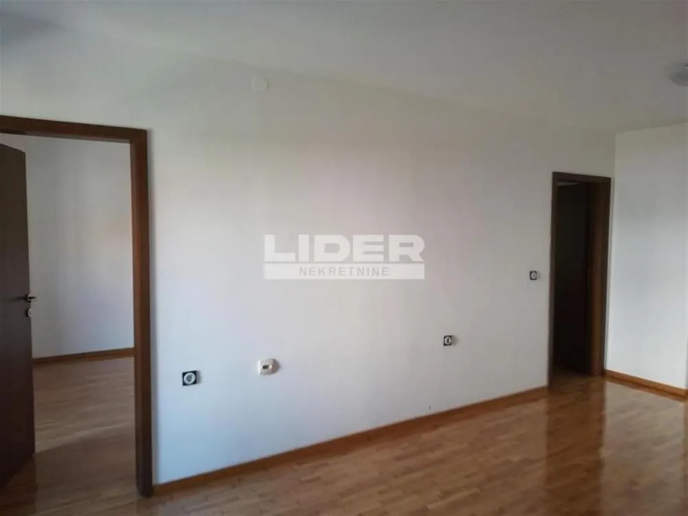 Sale, three bedroom apartment, 58m², Zvezdara Sve Podlokacije, Beograd