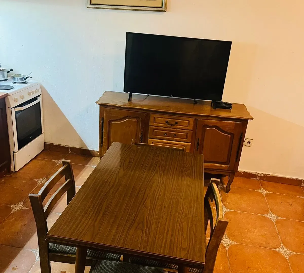 Rent, house, 80m², Zagorič, Podgorica