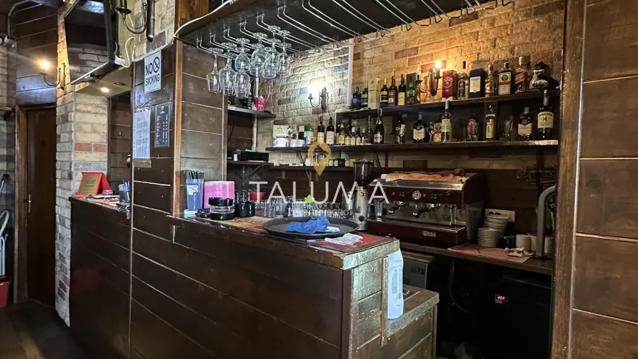 Prodaja, poslovni prostor, 84m², Stari Aerodrom, Podgorica