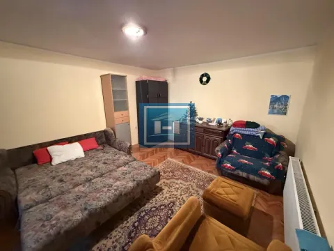 Izdavanje, jednosoban stan, 35m², Tavrića obori, Jagodina - image 5