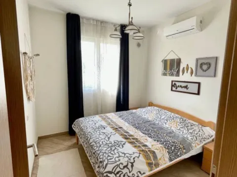 Sale, two bedroom apartment, 69m², Sveti Stasije, Kotor - image 7