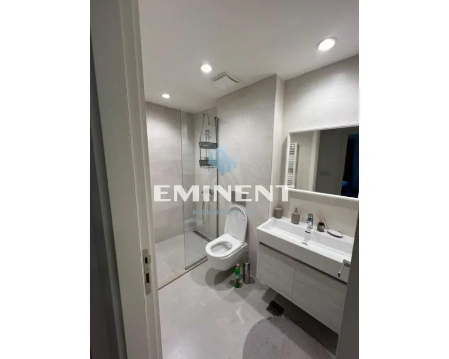Izdavanje, dvosoban stan, 56m², Savski Venac, Beograd