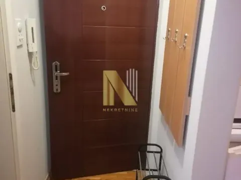 Izdavanje, garsonjera, 25m², Petrovaradin, Novi Sad - image 6