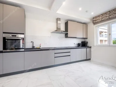 Sale, three bedroom apartment, 125m², Đenovići, Herceg Novi - image 19