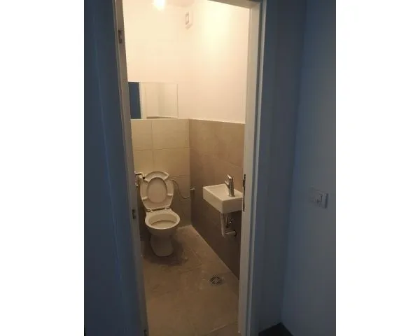 Izdavanje, poslovni prostor, 23m², Stari Grad, Beograd