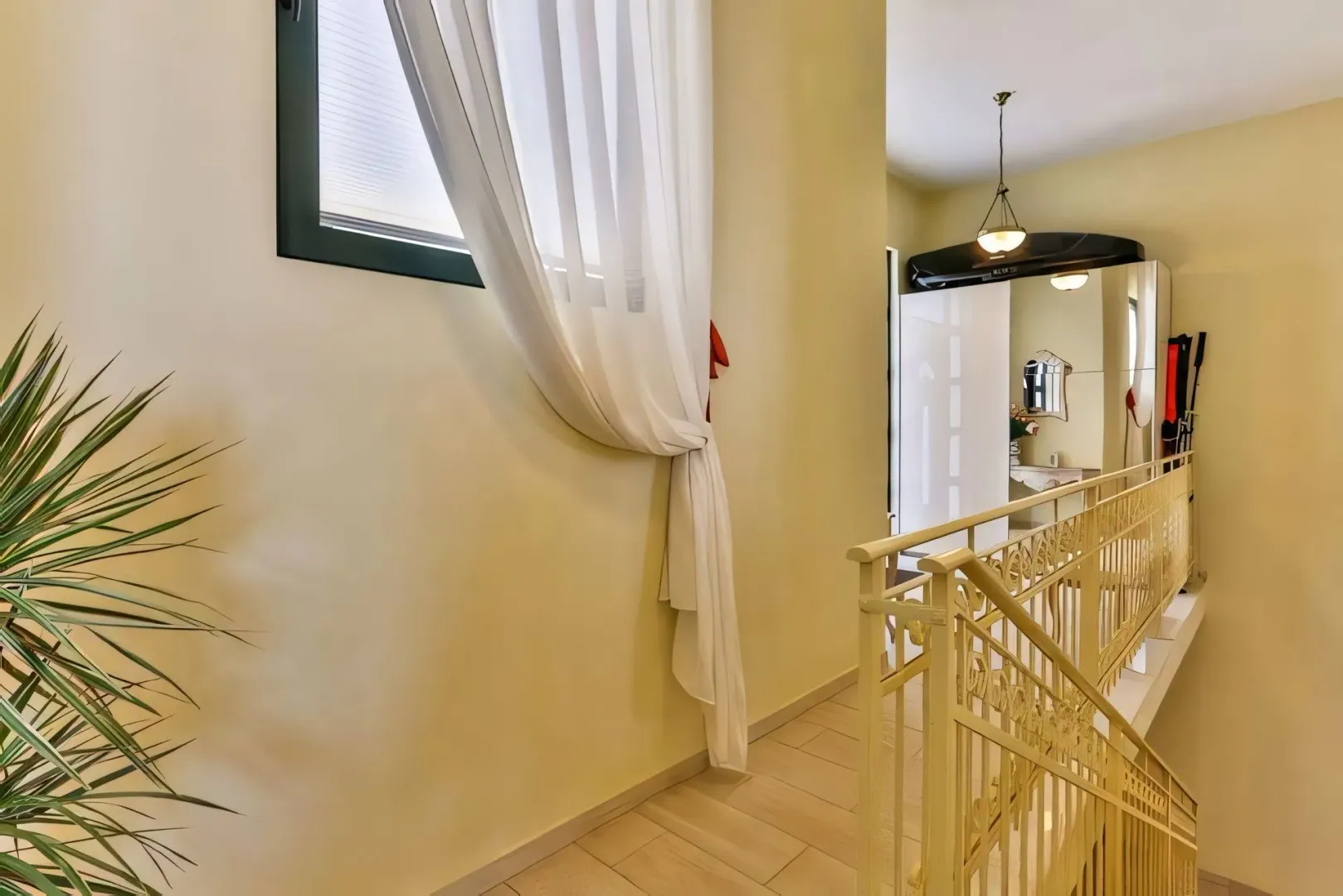 Prodaja, kuća, 240m², Donja Lastva, Tivat