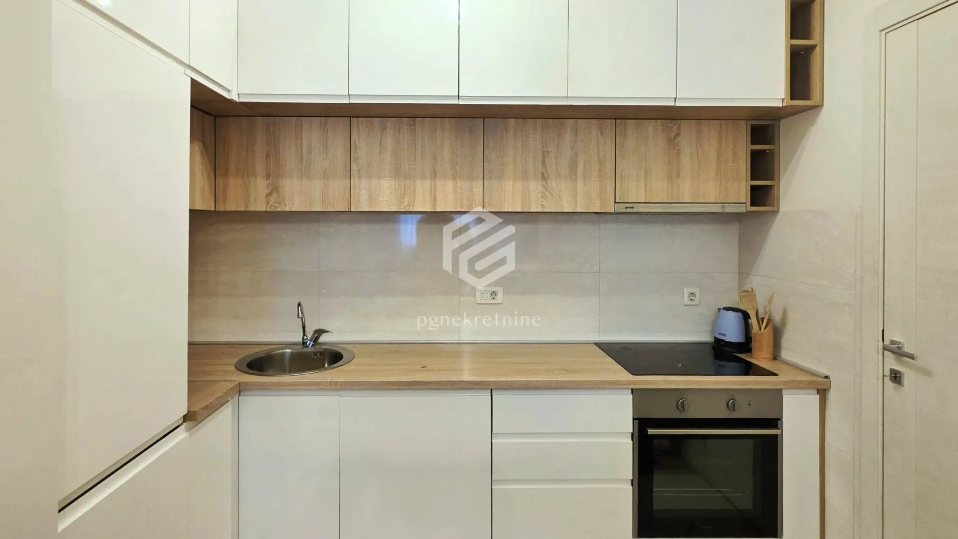 Rent, one bedroom apartment, 50m², Central Point, Podgorica