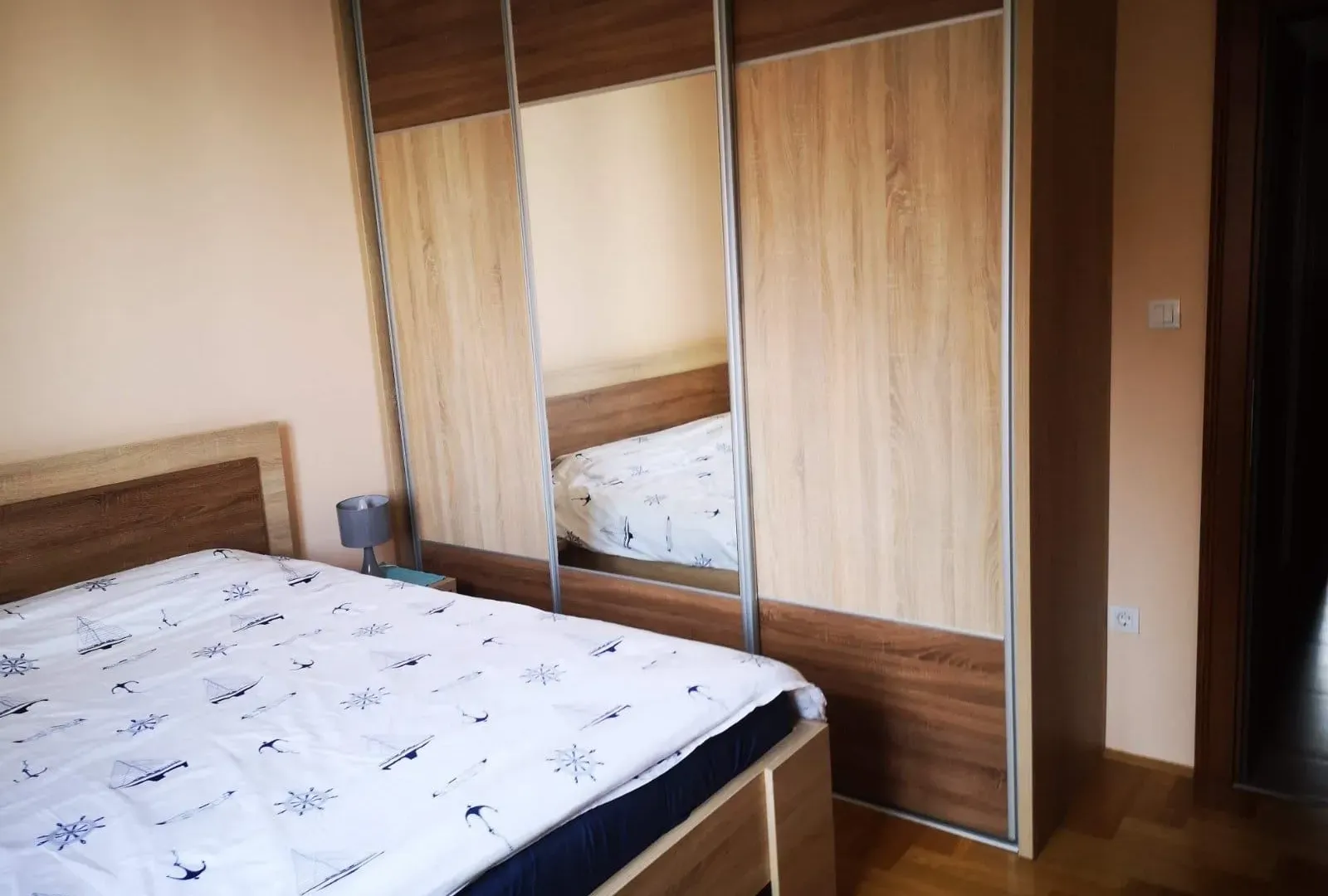 Rent, three bedroom apartment, 130m², Dobrota, Kotor