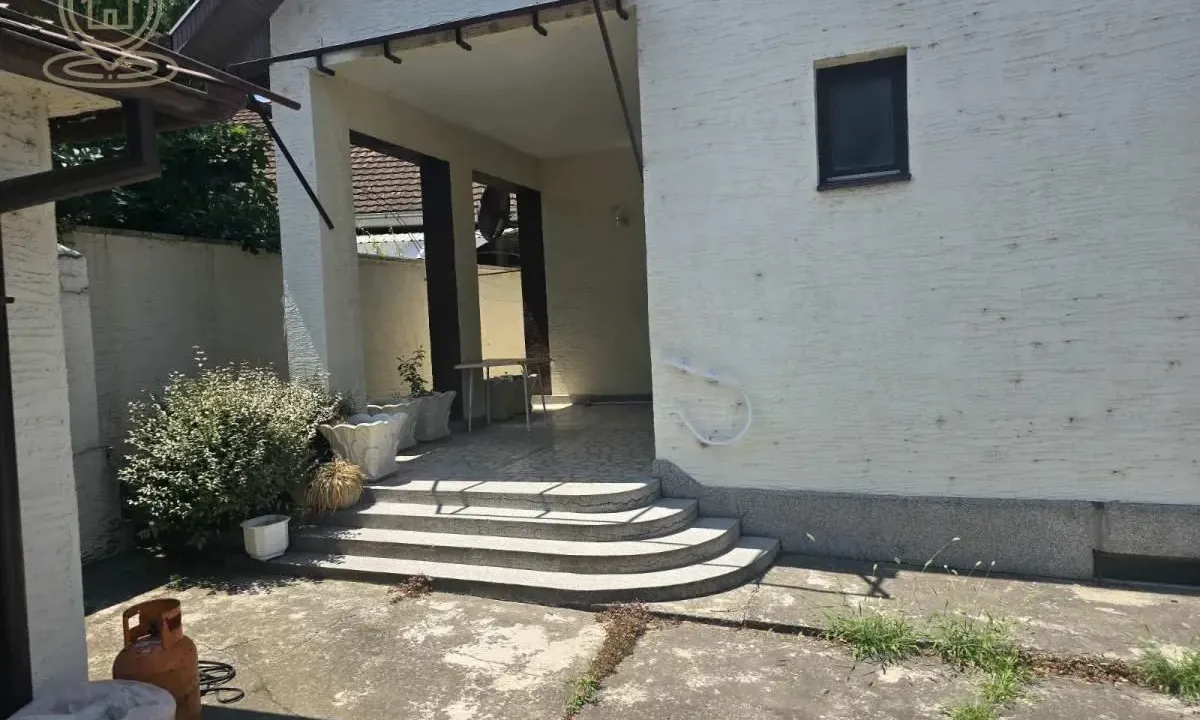 Izdavanje, kuća, 500m², Podbara, Novi Sad Sve Podlokacije