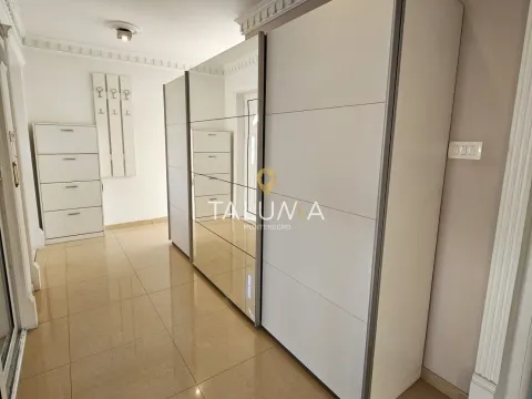 Rent, three bedroom apartment, 130m², Gornja Gorica, Podgorica - image 12