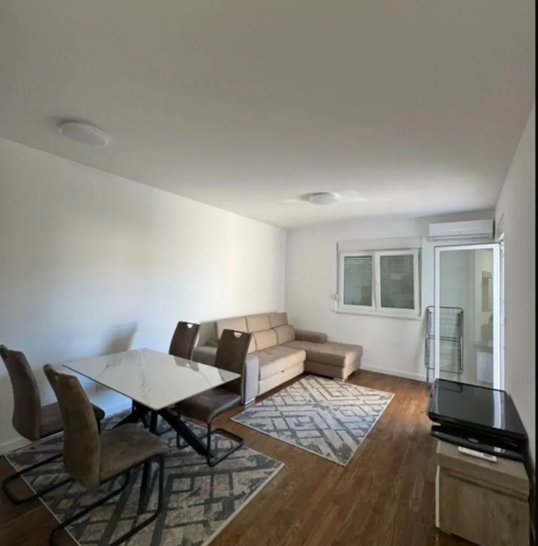 Rent, one bedroom apartment, 46m², Stari Aerodrom, Podgorica