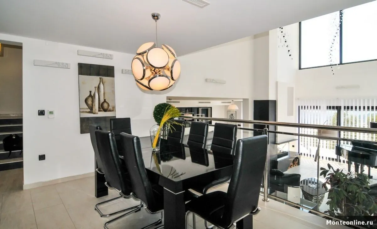 Sale, house, 390m², Tivat, Crna Gora