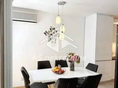 Izdavanje, četvorosoban stan, 94m², Lion, Zvezdara Sve Podlokacije - image 7