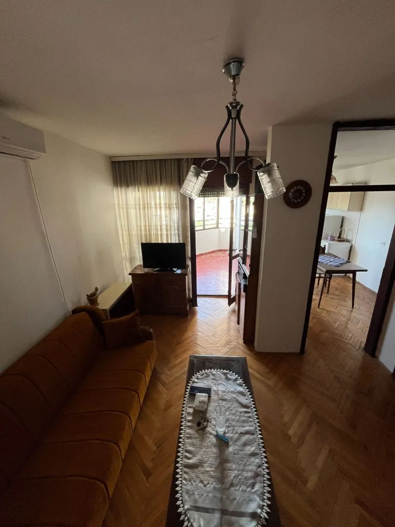 Prodaja, jednosoban stan, 56m², Blok 6, Podgorica