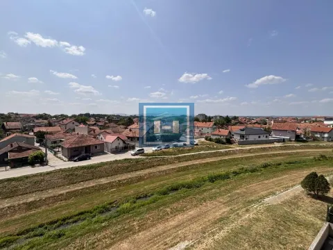 Izdavanje, četvorosoban stan, 99m², Jagodina, Srbija - image 5