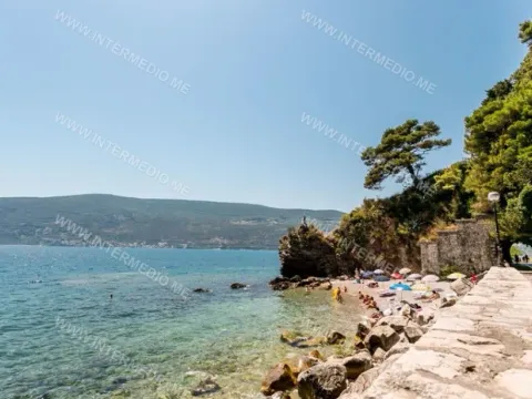 Sale, two bedroom apartment, 68m², Centar, Herceg Novi - image 10