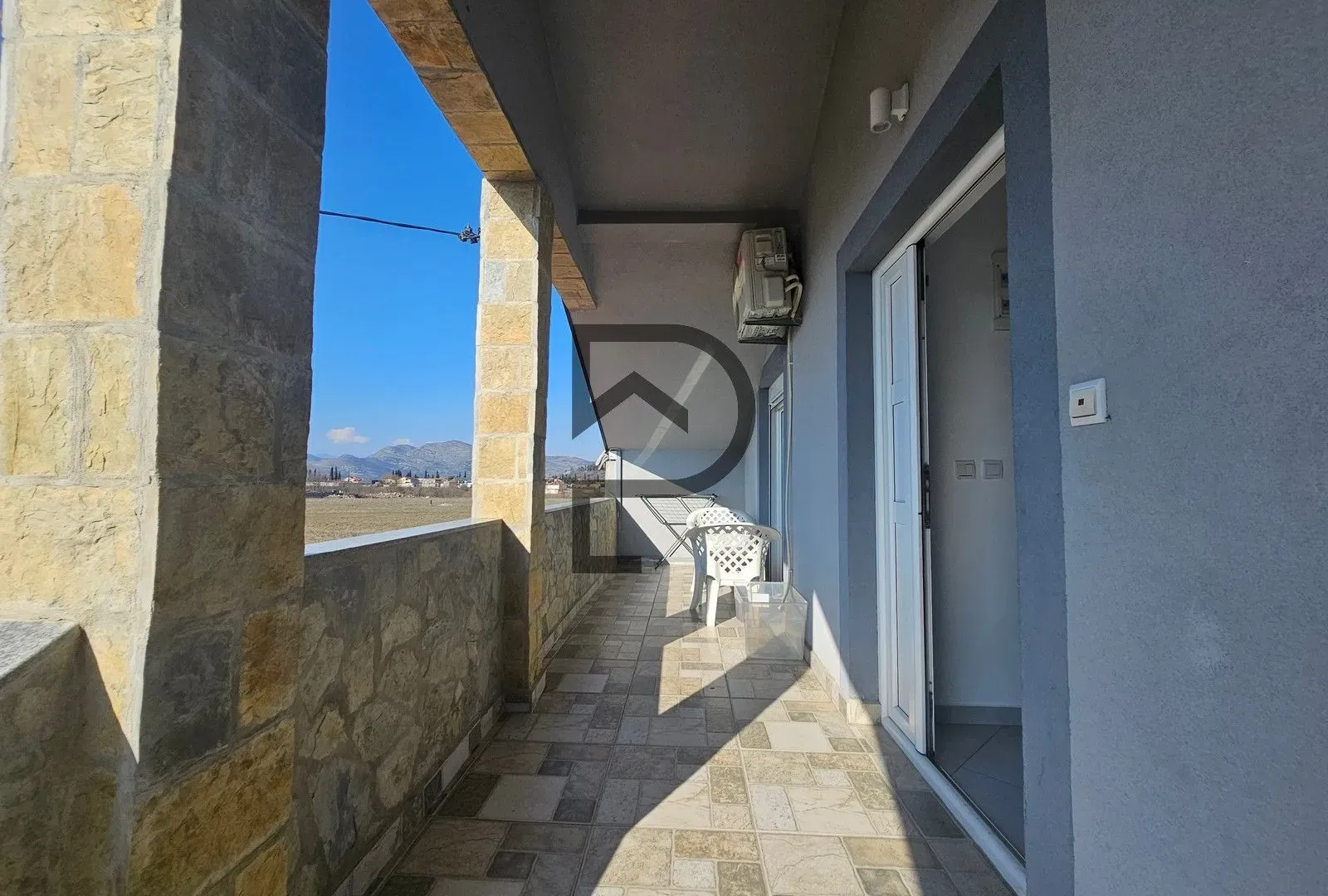 Sale, house, 200m², Podgorica, Crna Gora