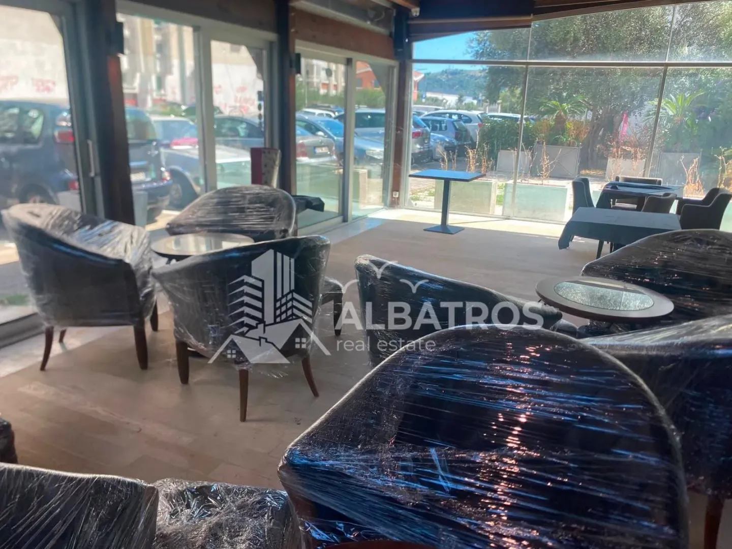 Sale, office space, 299m², Centar, Bar