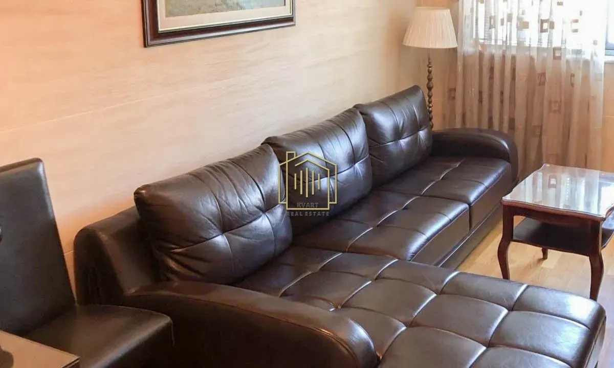 Izdavanje, kuća, 55m², Centar, Podgorica